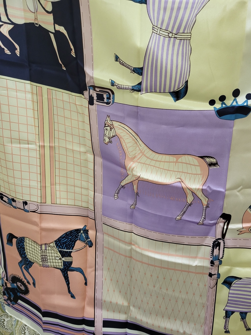 Suzhichou Equestrian Silky Satin Scarf Pastel Horse Print 36" Square Wrap Fabric - Picture 6 of 8